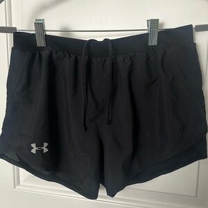 Under Armour Shorts Small